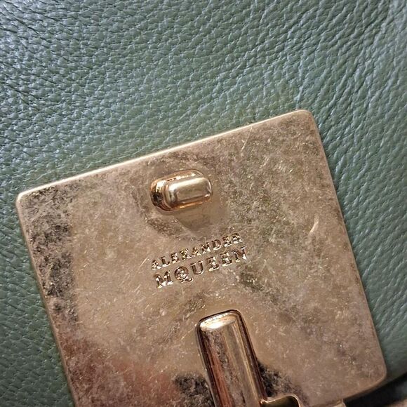 Alexander Mcqueen Embellished Flap Clutch Bag in Olive Leather - Picture 7 of 9